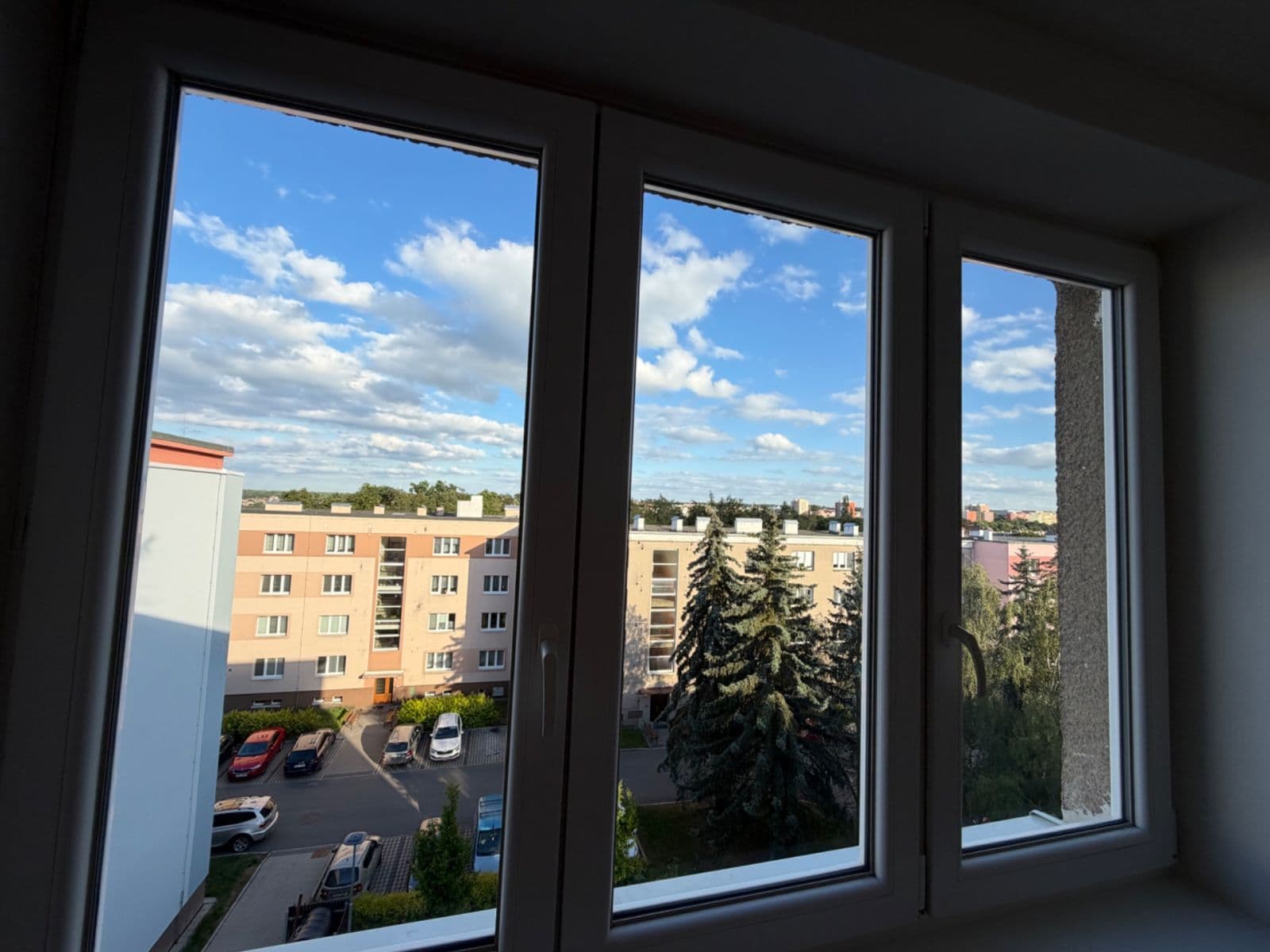 Pronájem bytu 1+1 41 m², Na Vyhaslém, Kladno, Středočeský kraj Pronájem bytu 1+1 41 m², Na Vyhaslém, Kladno, Středočeský kraj