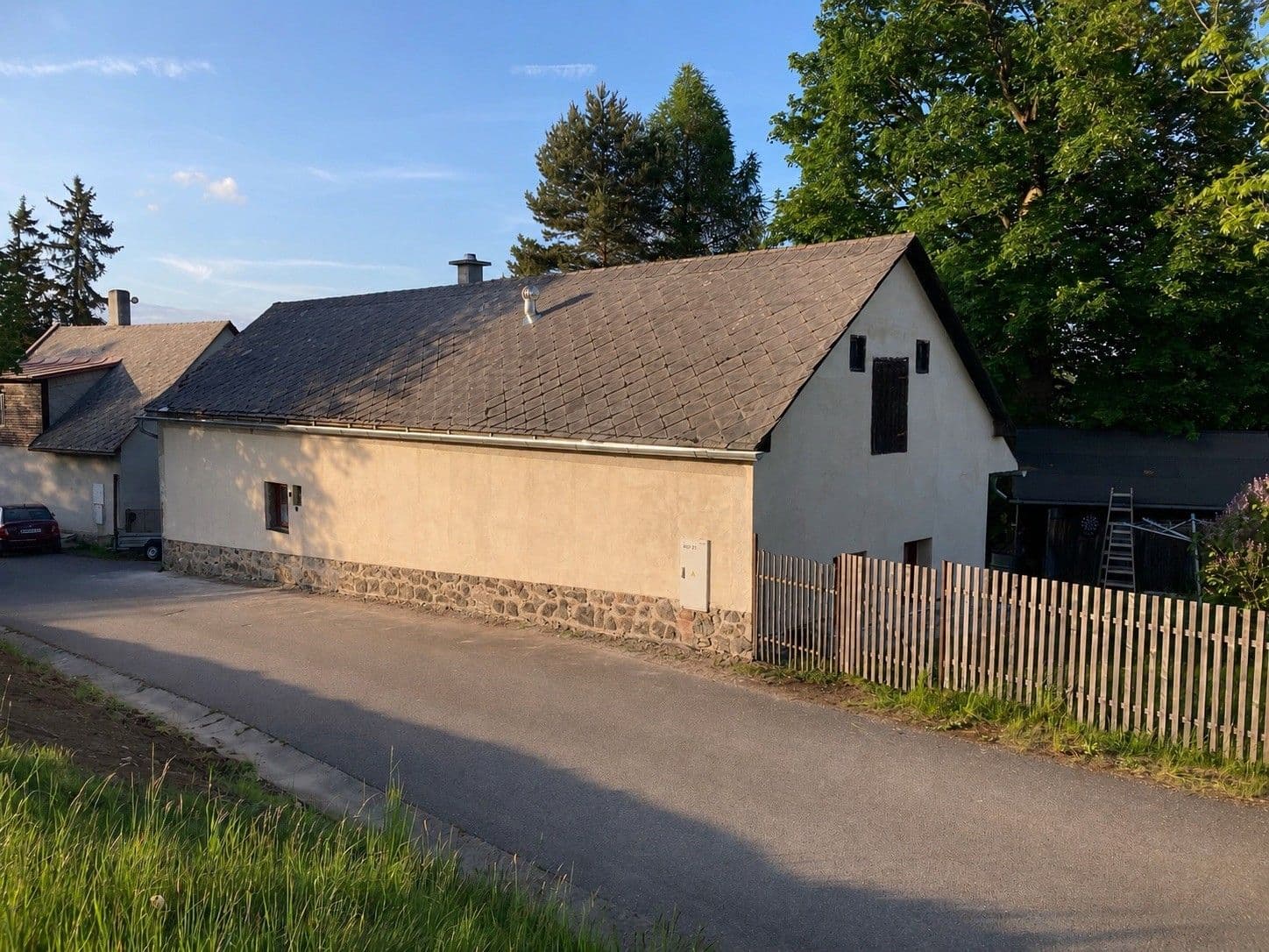 Prodej domu 130 m², pozemek 1.200 m², Vrbice, Jihočeský kraj Prodej domu 130 m², pozemek 1.200 m², Vrbice, Jihočeský kraj
