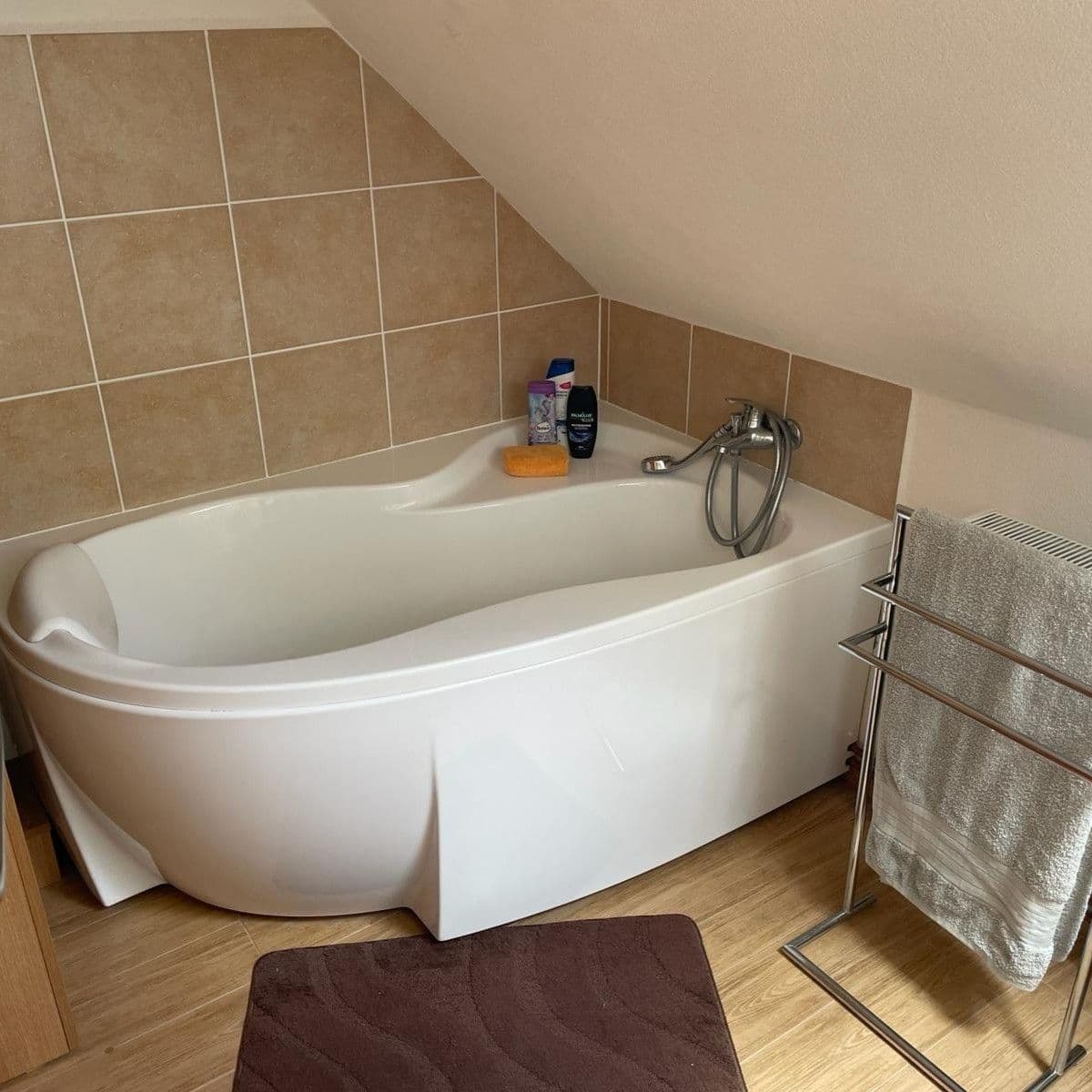 Prodej domu 190 m², pozemek 4.368 m², Horní Pěna, Jihočeský kraj Prodej domu 190 m², pozemek 4.368 m², Horní Pěna, Jihočeský kraj