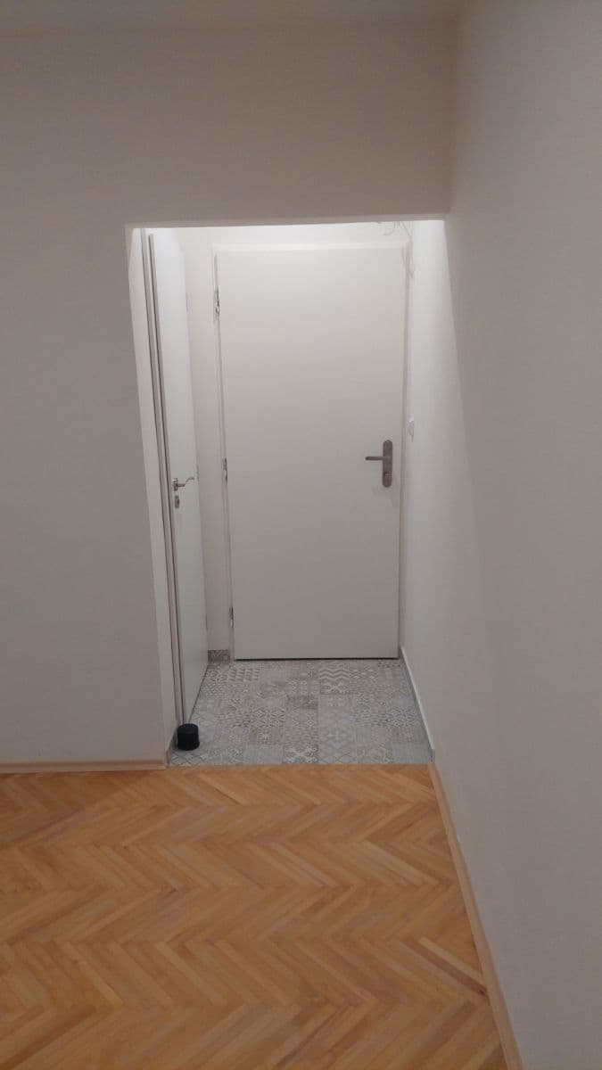 Pronájem bytu Garsoniéra 22 m², Foerstrova, Olomouc, Olomoucký kraj Pronájem bytu Garsoniéra 22 m², Foerstrova, Olomouc, Olomoucký kraj