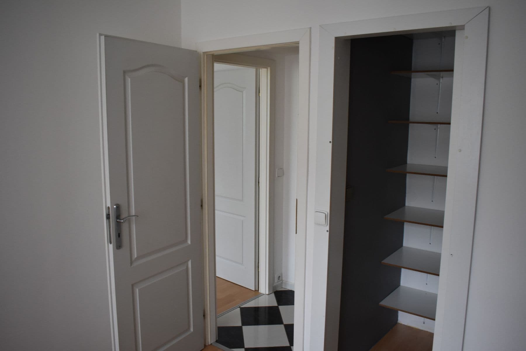 Pronájem bytu 3+1 78 m², Sportovní, Mělník, Středočeský kraj Pronájem bytu 3+1 78 m², Sportovní, Mělník, Středočeský kraj