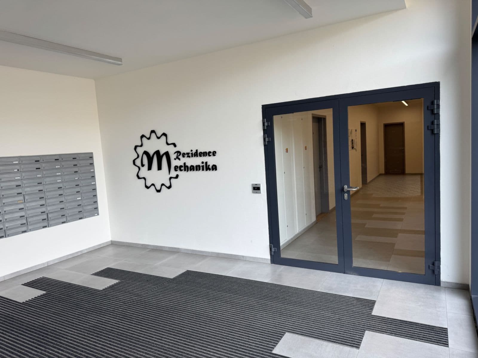 Pronájem bytu 1+kk 50 m², Malešická, Praha, Praha Pronájem bytu 1+kk 50 m², Malešická, Praha, Praha