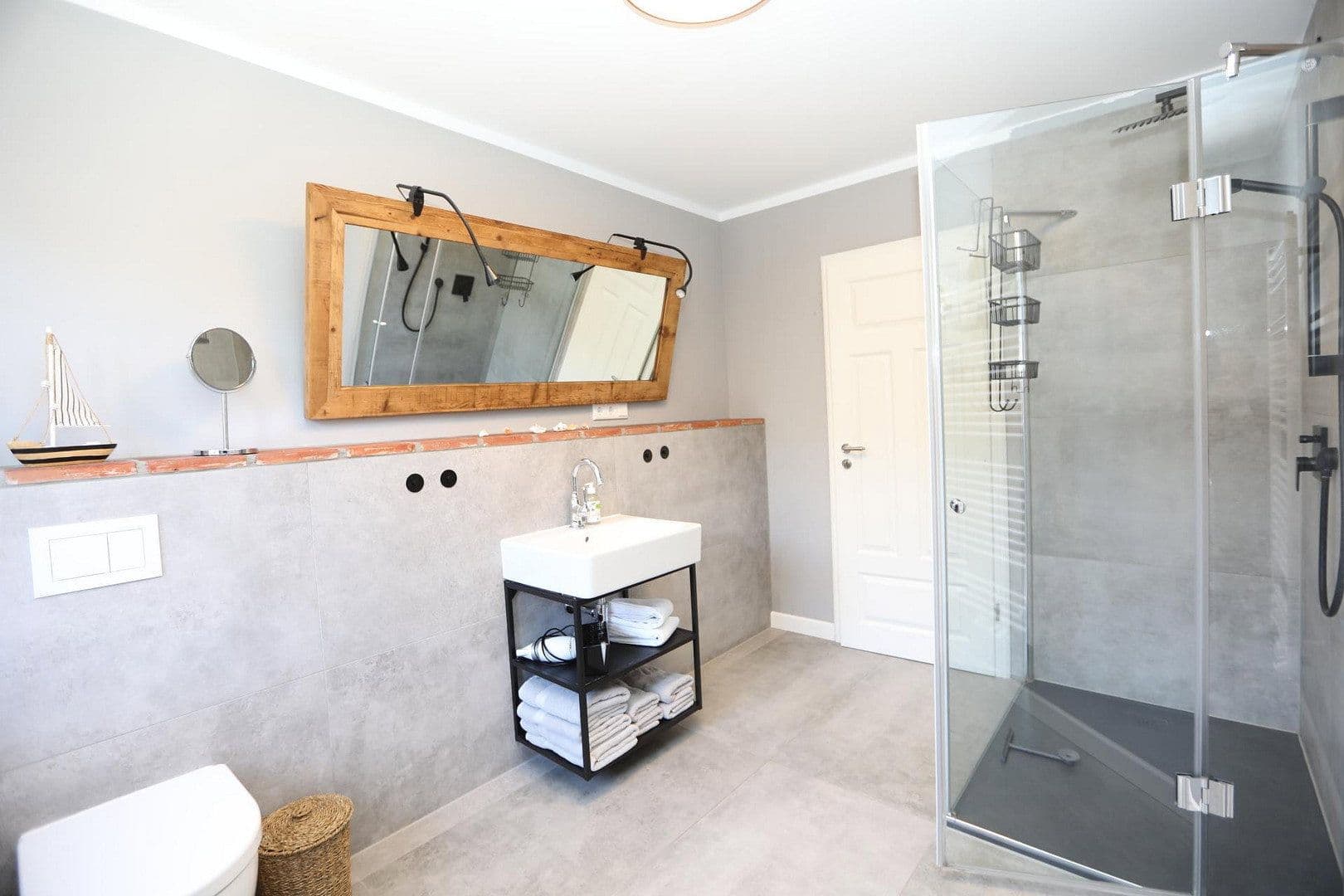 Prodej domu 180 m², pozemek 1.502 m², Aventoft, Šlesvicko-Holštýnsko Prodej domu 180 m², pozemek 1.502 m², Aventoft, Šlesvicko-Holštýnsko
