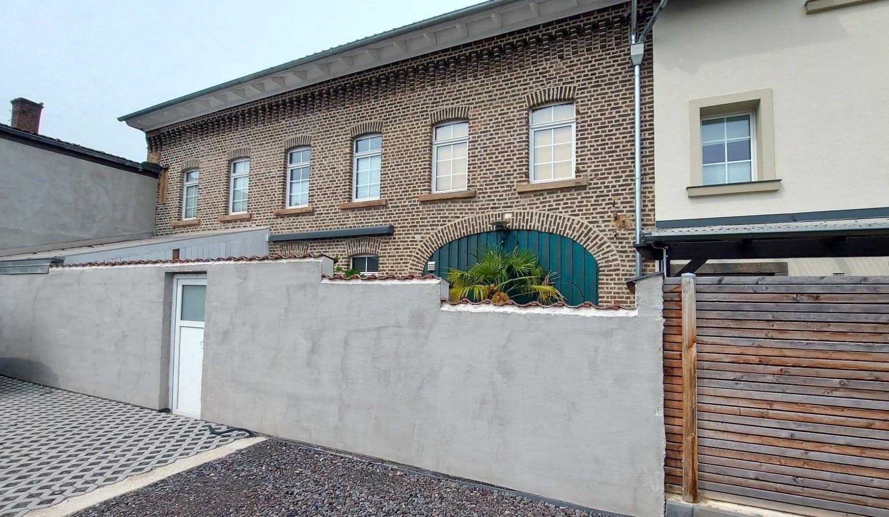 Prodej domu 200 m², pozemek 397 m², Euskirchen, Severní Porýní-Vestfálsko Prodej domu 200 m², pozemek 397 m², Euskirchen, Severní Porýní-Vestfálsko