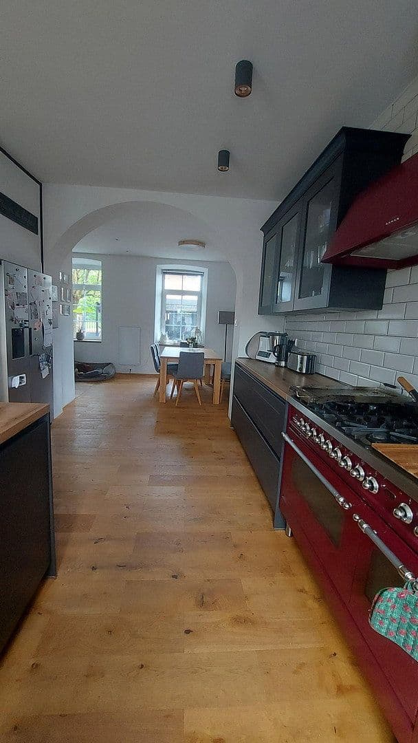 Prodej domu 200 m², pozemek 397 m², Euskirchen, Severní Porýní-Vestfálsko Prodej domu 200 m², pozemek 397 m², Euskirchen, Severní Porýní-Vestfálsko