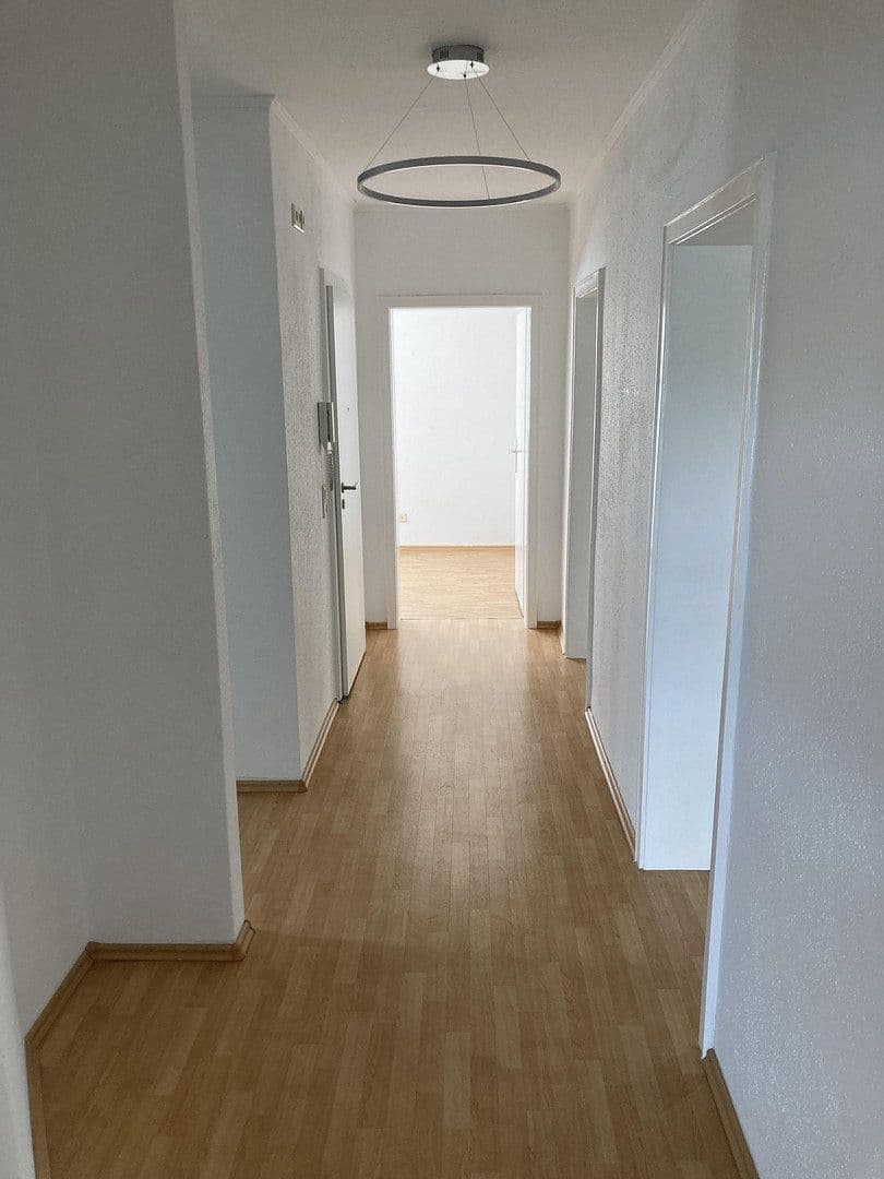 Pronájem bytu 3+kk 90 m², Bruchsal, Bádensko-Württembersko Pronájem bytu 3+kk 90 m², Bruchsal, Bádensko-Württembersko