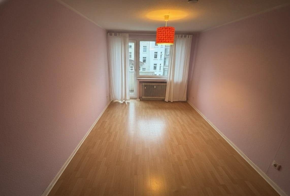 Pronájem bytu 5+kk 120 m², Froweinstraße 16, Wuppertal, Severní Porýní-Vestfálsko Pronájem bytu 5+kk 120 m², Froweinstraße 16, Wuppertal, Severní Porýní-Vestfálsko