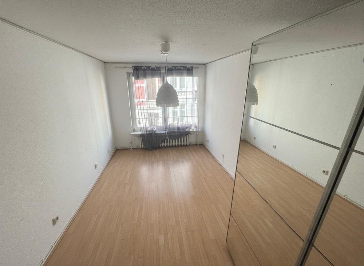 Pronájem bytu 5+kk 120 m², Froweinstraße 16, Wuppertal, Severní Porýní-Vestfálsko Pronájem bytu 5+kk 120 m², Froweinstraße 16, Wuppertal, Severní Porýní-Vestfálsko
