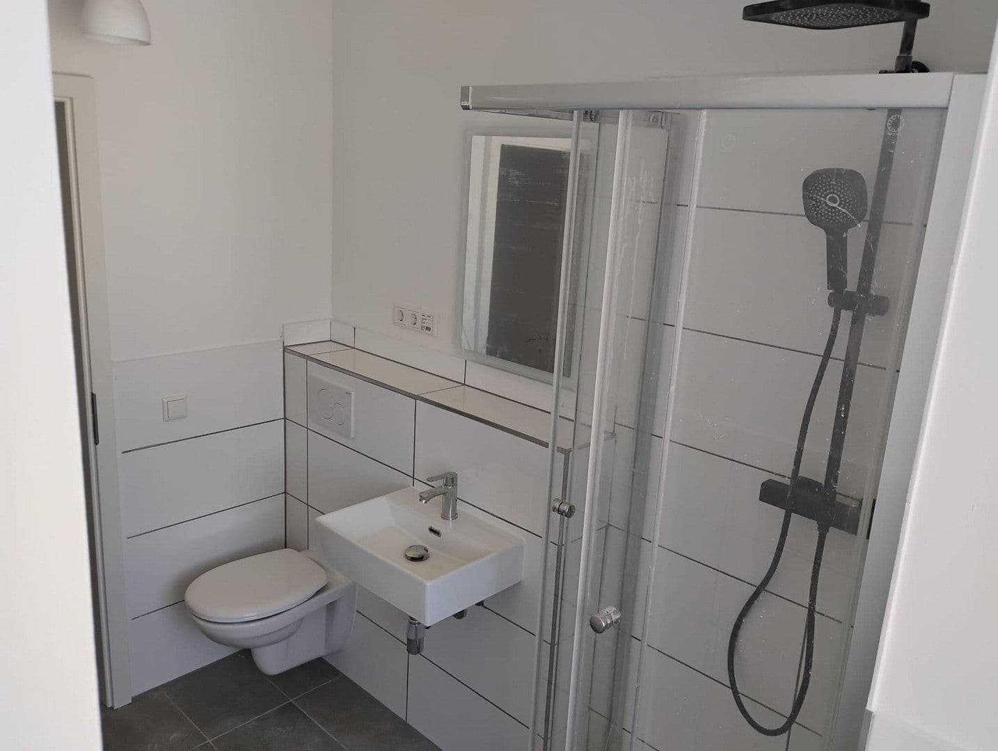 Pronájem bytu 2+1 65 m², Herzogstraße 97, Düsseldorf, Severní Porýní-Vestfálsko Pronájem bytu 2+1 65 m², Herzogstraße 97, Düsseldorf, Severní Porýní-Vestfálsko