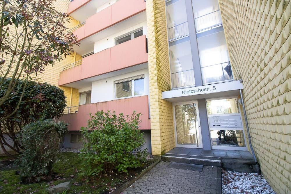 Prodej bytu 3+kk 88 m², Nietzeschtraße 5, Bonn, Severní Porýní-Vestfálsko Prodej bytu 3+kk 88 m², Nietzeschtraße 5, Bonn, Severní Porýní-Vestfálsko