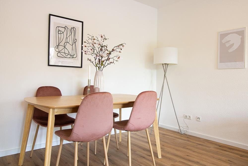 Prodej bytu 3+kk 88 m², Nietzeschtraße 5, Bonn, Severní Porýní-Vestfálsko Prodej bytu 3+kk 88 m², Nietzeschtraße 5, Bonn, Severní Porýní-Vestfálsko