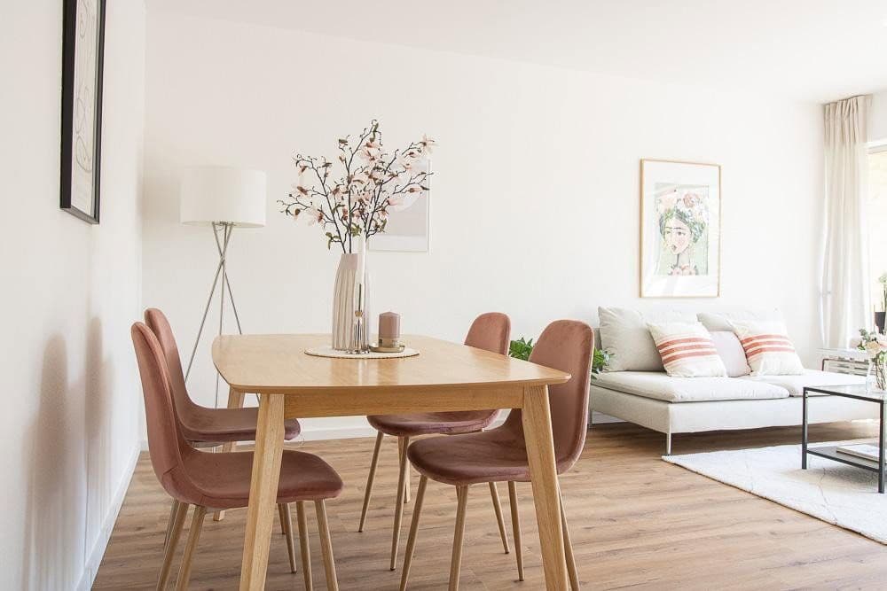 Prodej bytu 3+kk 88 m², Nietzeschtraße 5, Bonn, Severní Porýní-Vestfálsko Prodej bytu 3+kk 88 m², Nietzeschtraße 5, Bonn, Severní Porýní-Vestfálsko