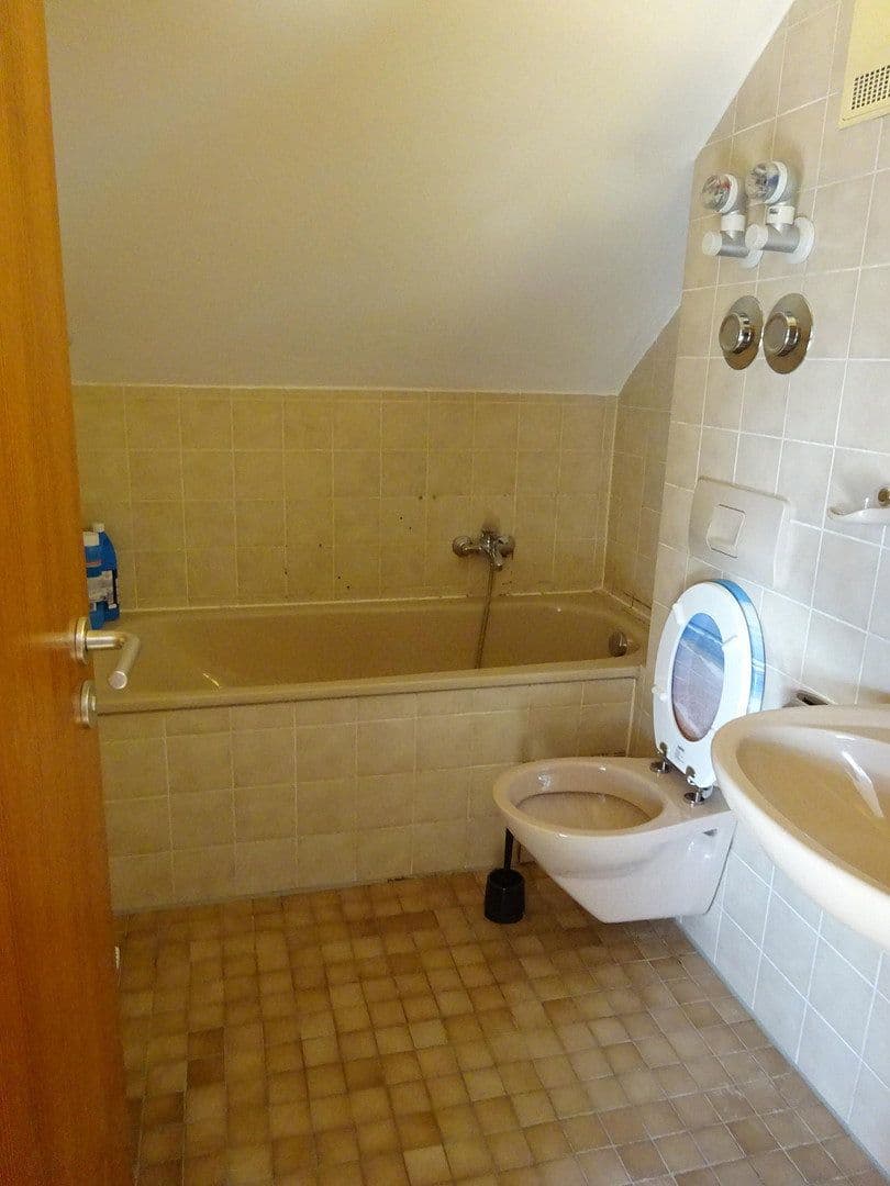 Pronájem bytu 1+kk 35 m², Wolfgang-Amadeus-Mozart-Straße, Kornwestheim, Bádensko-Württembersko Pronájem bytu 1+kk 35 m², Wolfgang-Amadeus-Mozart-Straße, Kornwestheim, Bádensko-Württembersko