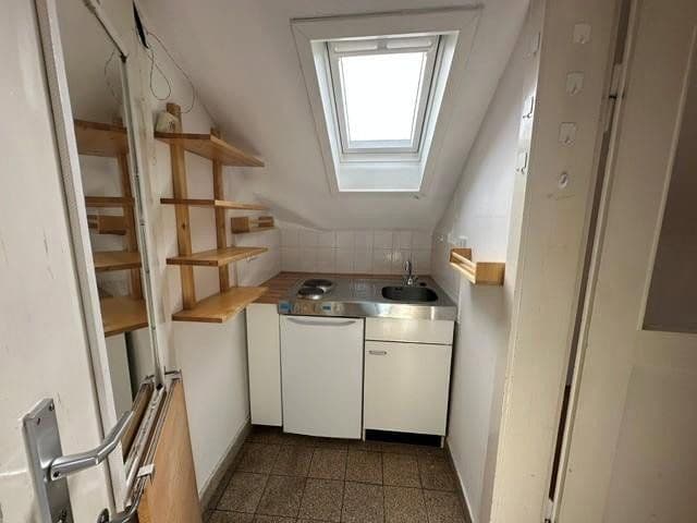 Pronájem bytu 1+1 18 m², Dillmannstr. 12, Stuttgart, Bádensko-Württembersko Pronájem bytu 1+1 18 m², Dillmannstr. 12, Stuttgart, Bádensko-Württembersko