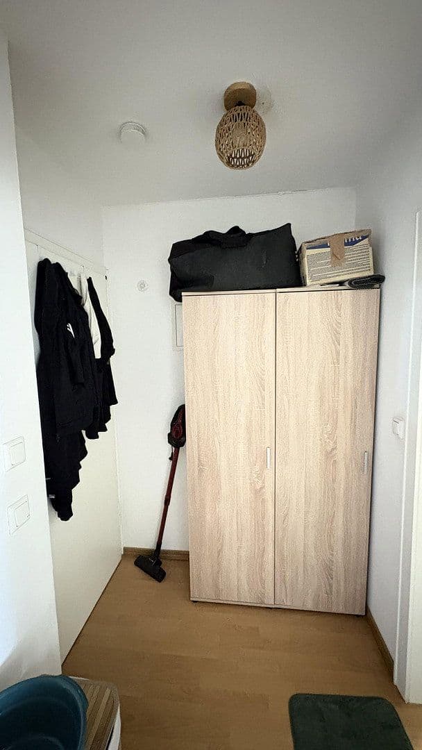 Pronájem bytu 1+1 30 m², Moosacher Straße 5, München, Bavorsko Pronájem bytu 1+1 30 m², Moosacher Straße 5, München, Bavorsko