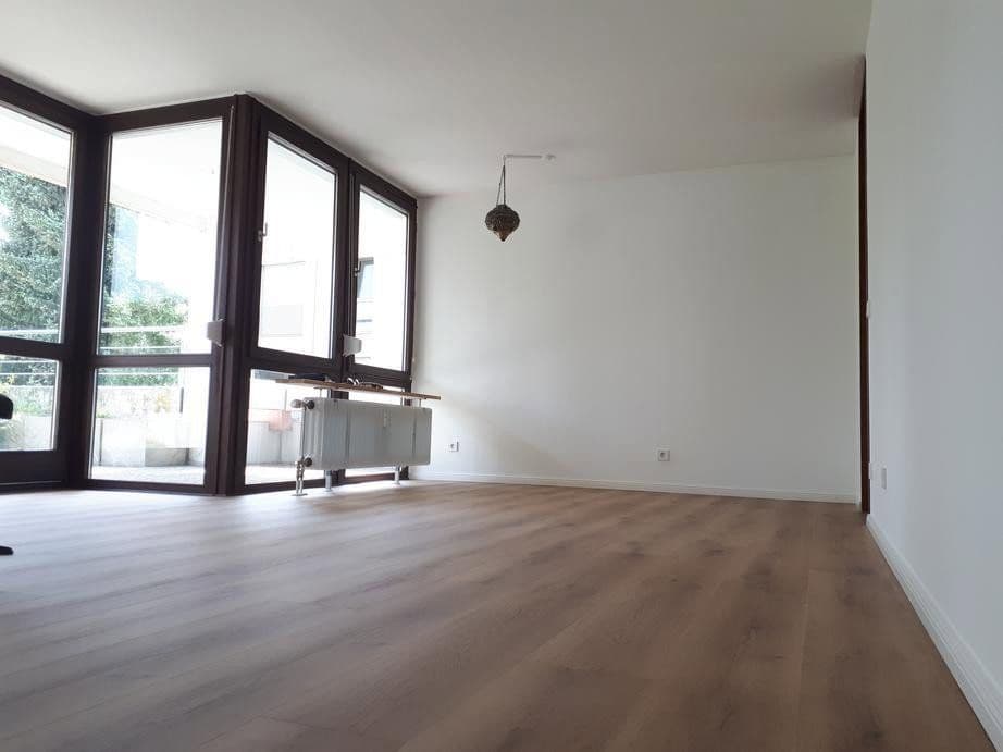 Prodej bytu 3+1 111 m², Leonberg, Bádensko-Württembersko Prodej bytu 3+1 111 m², Leonberg, Bádensko-Württembersko