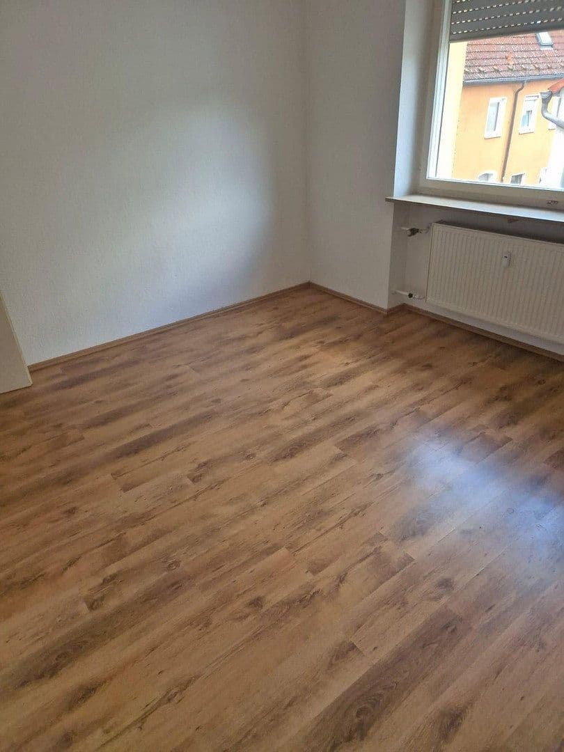 Pronájem bytu 2+1 65 m², Nürnberger Straße 13, Schnaittach, Bavorsko Pronájem bytu 2+1 65 m², Nürnberger Straße 13, Schnaittach, Bavorsko