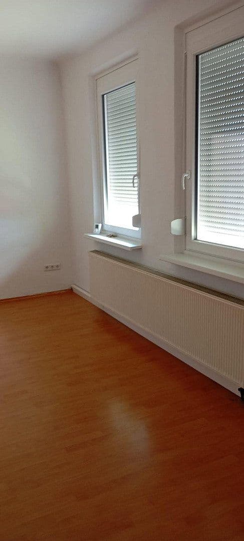 Pronájem bytu 2+1 70 m², Von-der-Tann-Straße 135, Nürnberg, Bavorsko Pronájem bytu 2+1 70 m², Von-der-Tann-Straße 135, Nürnberg, Bavorsko