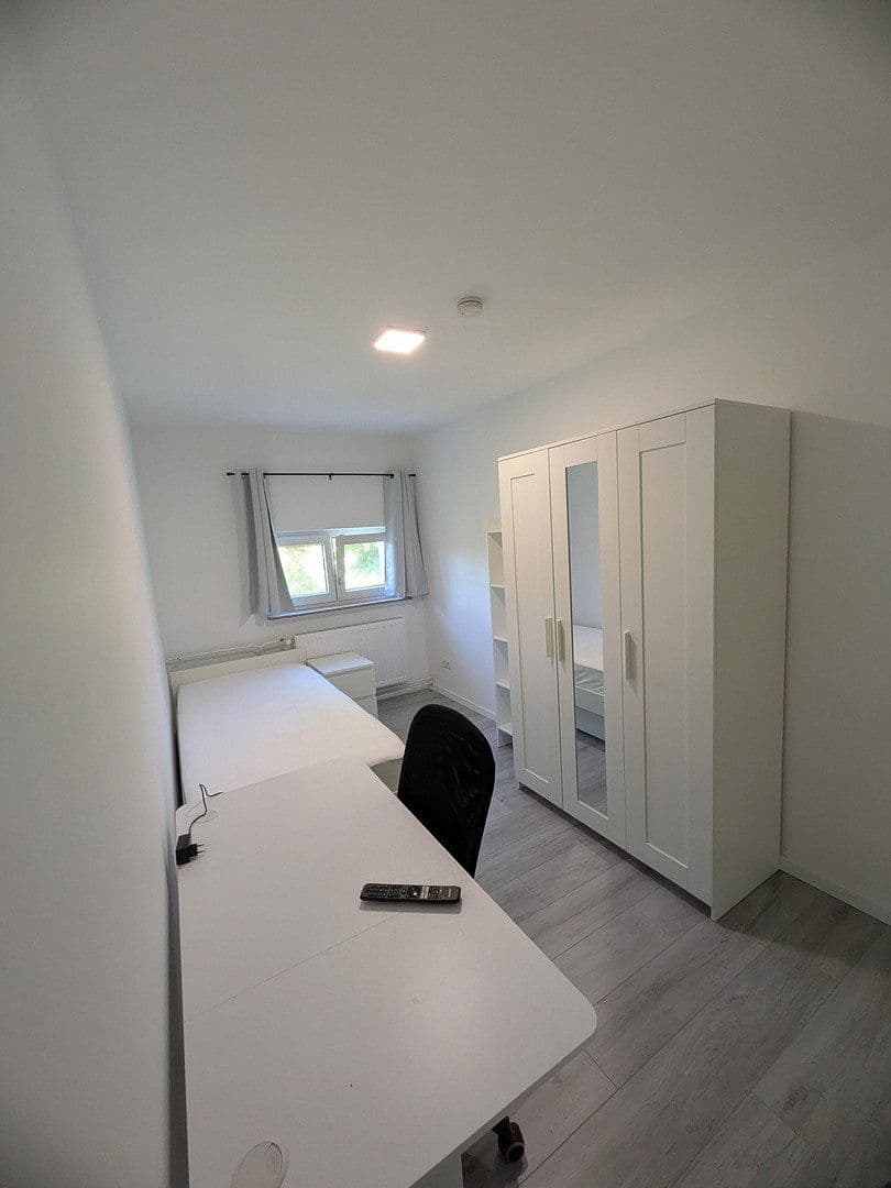Pronájem bytu 5+1 83 m², Zeppelinstraße 42, Mannheim, Bádensko-Württembersko Pronájem bytu 5+1 83 m², Zeppelinstraße 42, Mannheim, Bádensko-Württembersko