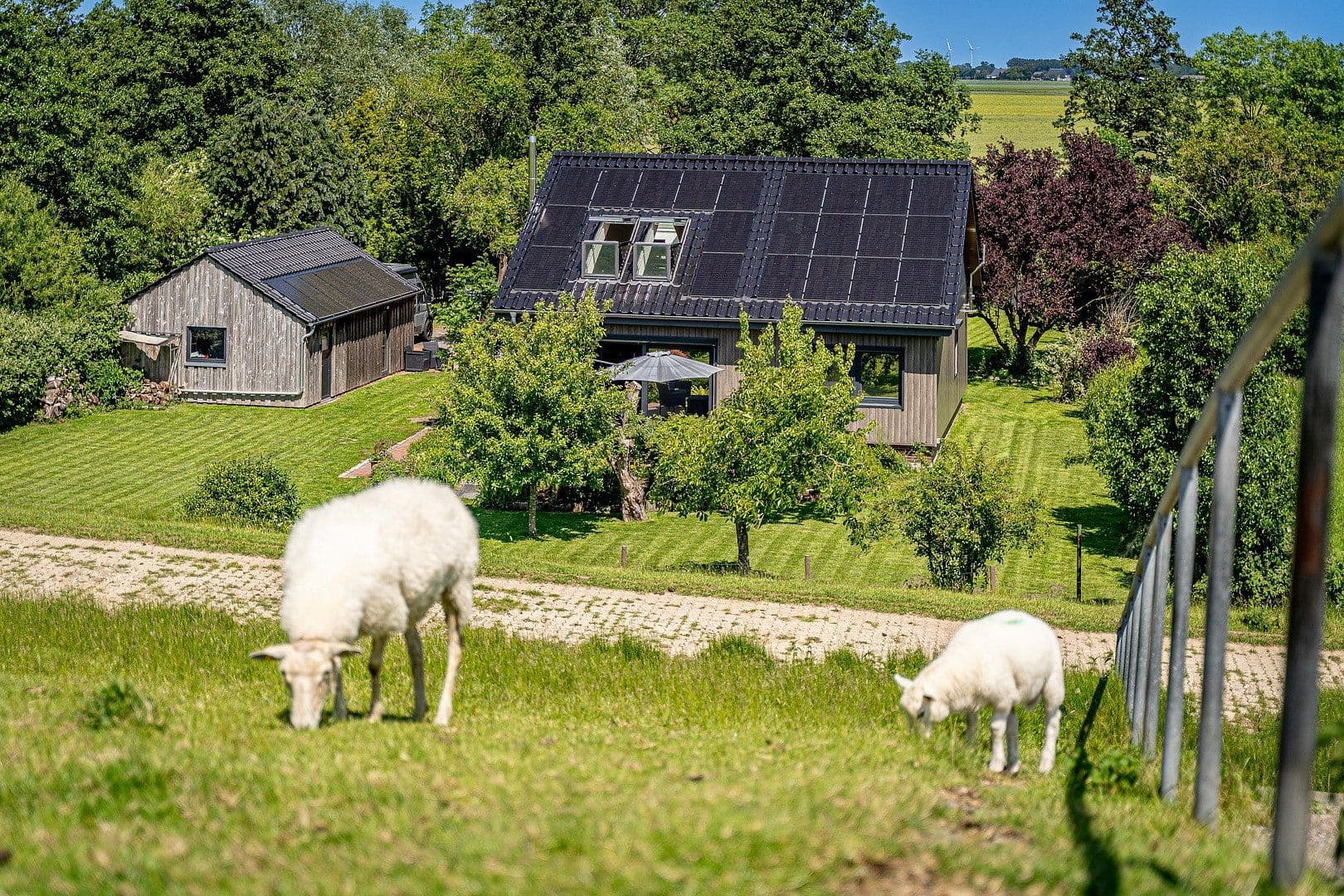 Prodej domu 130 m², pozemek 2.722 m², Kollmar, Šlesvicko-Holštýnsko Prodej domu 130 m², pozemek 2.722 m², Kollmar, Šlesvicko-Holštýnsko