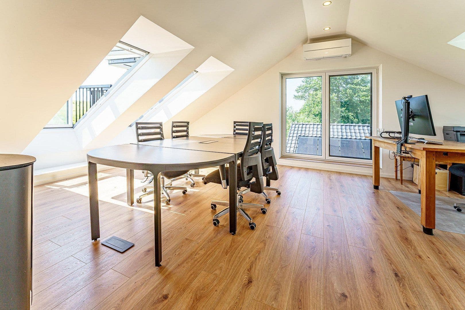 Prodej domu 130 m², pozemek 2.722 m², Kollmar, Šlesvicko-Holštýnsko Prodej domu 130 m², pozemek 2.722 m², Kollmar, Šlesvicko-Holštýnsko