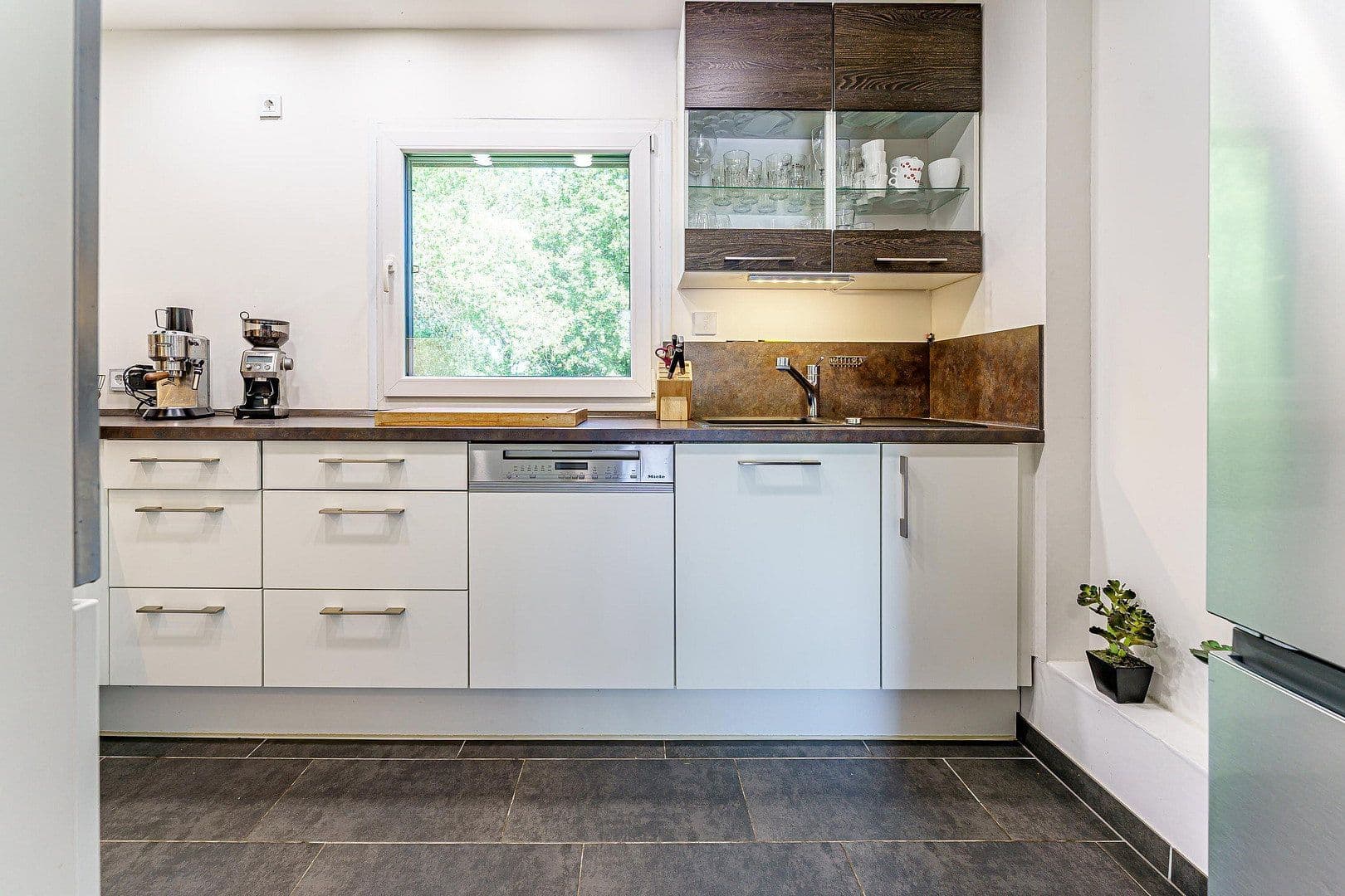 Prodej domu 130 m², pozemek 2.722 m², Kollmar, Šlesvicko-Holštýnsko Prodej domu 130 m², pozemek 2.722 m², Kollmar, Šlesvicko-Holštýnsko