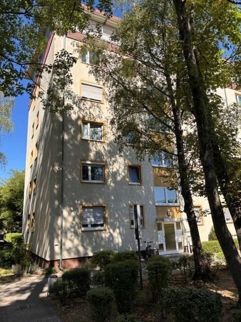 Prodej bytu 3+1 75 m², Herriedener Straße 16, Nürnberg, Bavorsko Prodej bytu 3+1 75 m², Herriedener Straße 16, Nürnberg, Bavorsko