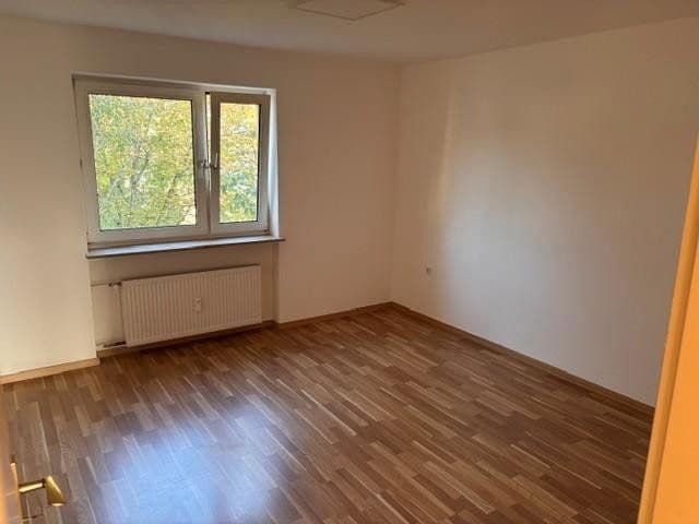 Prodej bytu 3+1 75 m², Herriedener Straße 16, Nürnberg, Bavorsko Prodej bytu 3+1 75 m², Herriedener Straße 16, Nürnberg, Bavorsko