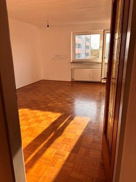 Prodej bytu 3+1 75 m², Herriedener Straße 16, Nürnberg, Bavorsko Prodej bytu 3+1 75 m², Herriedener Straße 16, Nürnberg, Bavorsko