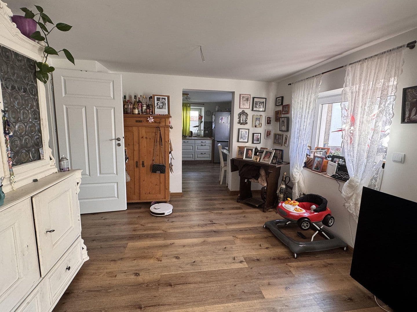 Prodej domu 139 m², pozemek 916 m², Wappeltshofen 4, Altdorf bei Nürnberg, Bavorsko Prodej domu 139 m², pozemek 916 m², Wappeltshofen 4, Altdorf bei Nürnberg, Bavorsko