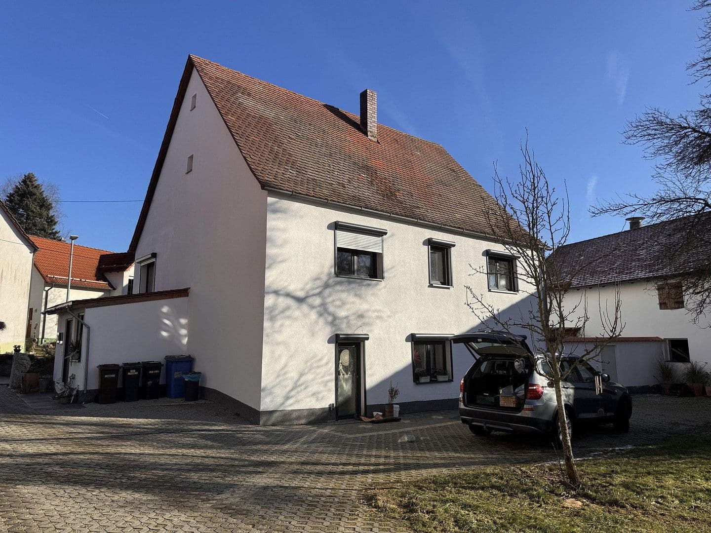 Prodej domu 139 m², pozemek 916 m², Wappeltshofen 4, Altdorf bei Nürnberg, Bavorsko Prodej domu 139 m², pozemek 916 m², Wappeltshofen 4, Altdorf bei Nürnberg, Bavorsko