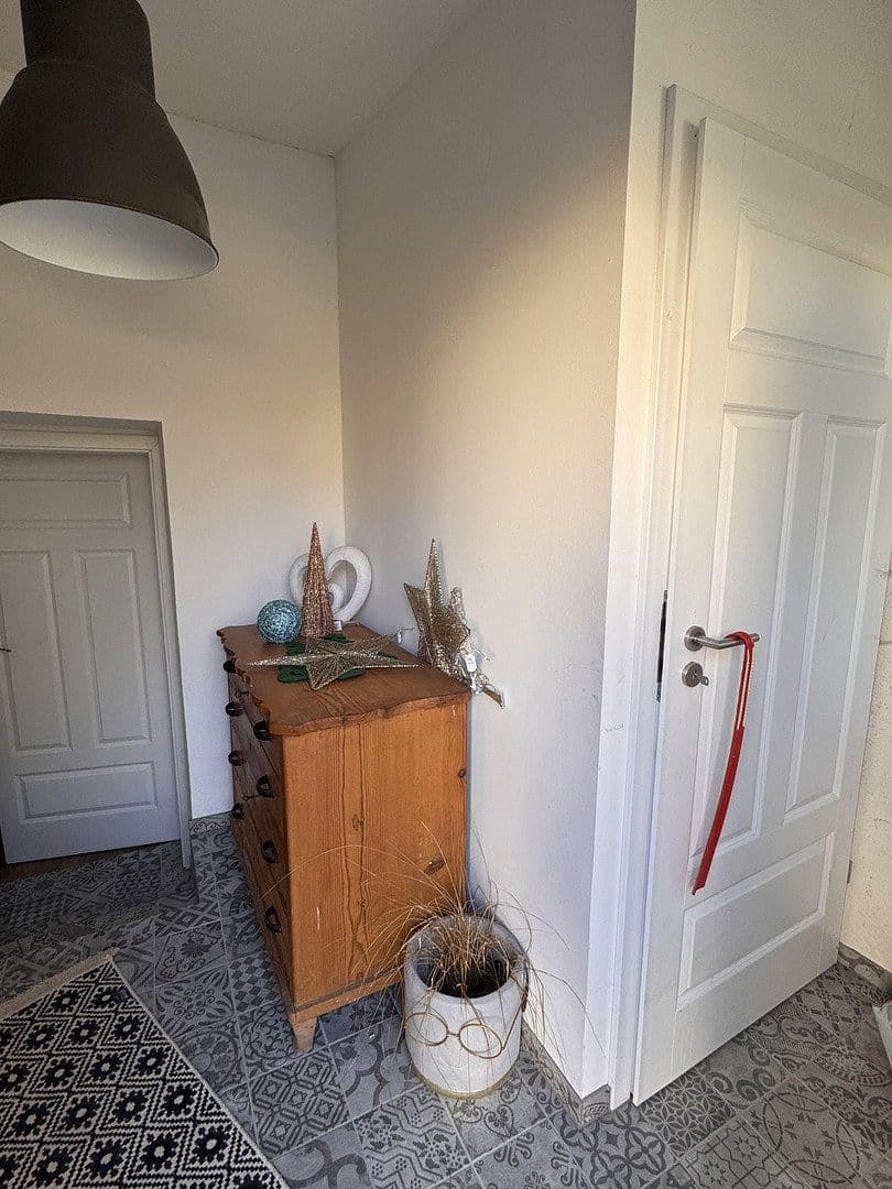 Prodej domu 139 m², pozemek 916 m², Wappeltshofen 4, Altdorf bei Nürnberg, Bavorsko Prodej domu 139 m², pozemek 916 m², Wappeltshofen 4, Altdorf bei Nürnberg, Bavorsko