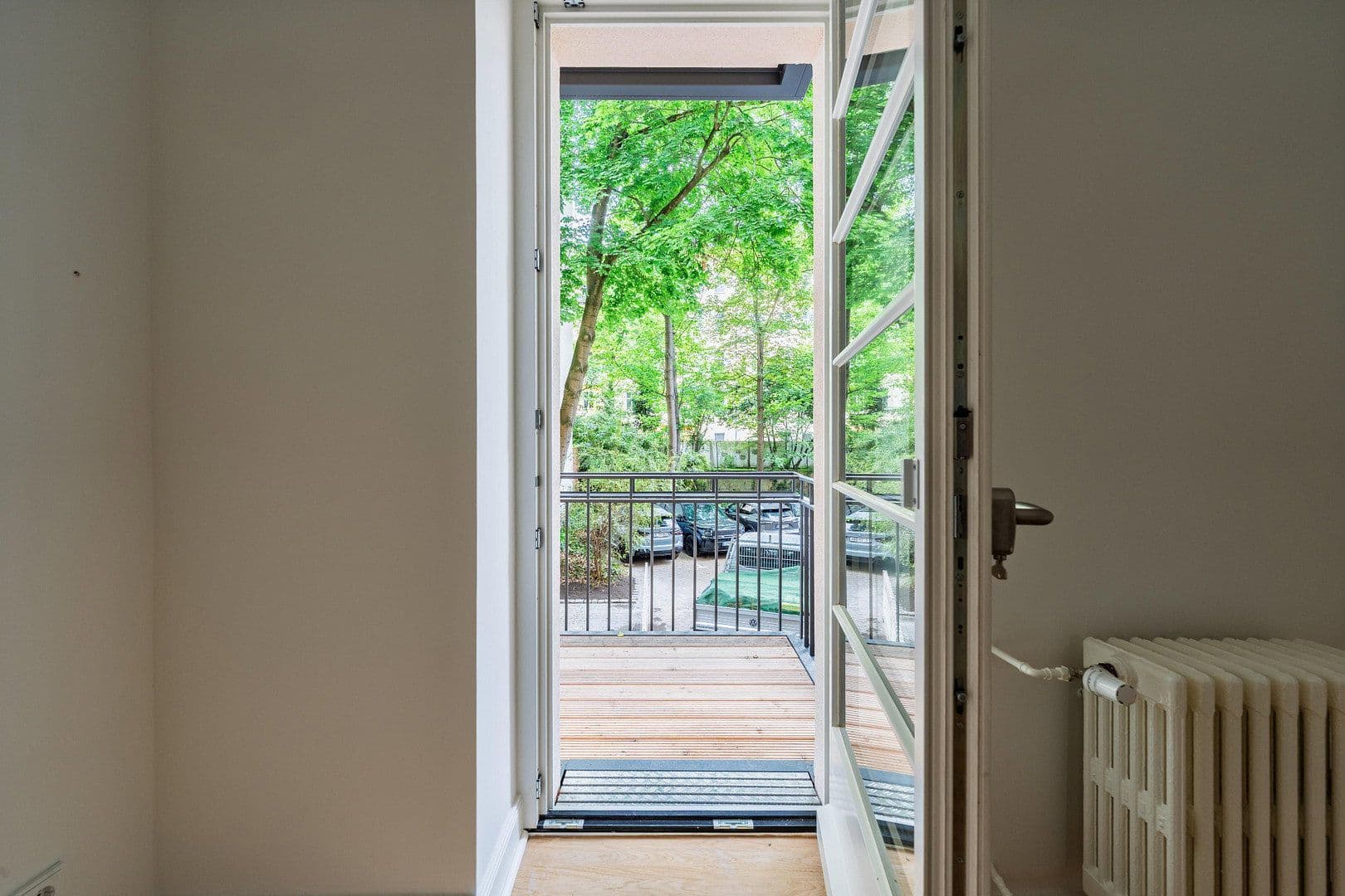 Prodej bytu 4+1 128 m², Düsseldorfer Str. 34, Berlin, Berlín Prodej bytu 4+1 128 m², Düsseldorfer Str. 34, Berlin, Berlín