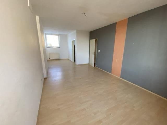 Pronájem bytu 2+1 60 m², Eisfelder Straße 34, Neustadt bei Coburg, Bavorsko Pronájem bytu 2+1 60 m², Eisfelder Straße 34, Neustadt bei Coburg, Bavorsko