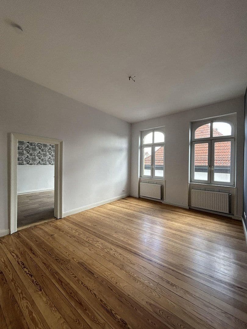 Pronájem bytu 4+1 188 m², Friedrichstraße 7, Ludwigshafen, Porýní-Falc Pronájem bytu 4+1 188 m², Friedrichstraße 7, Ludwigshafen, Porýní-Falc