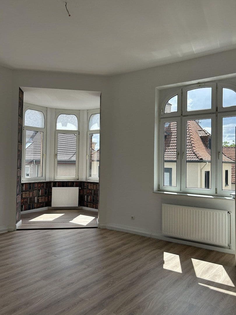Pronájem bytu 4+1 188 m², Friedrichstraße 7, Ludwigshafen, Porýní-Falc Pronájem bytu 4+1 188 m², Friedrichstraße 7, Ludwigshafen, Porýní-Falc
