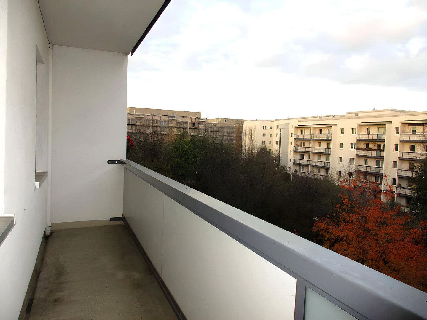 Pronájem bytu 4+1 68 m², Kastanienallee 66, Berlin, Berlín Pronájem bytu 4+1 68 m², Kastanienallee 66, Berlin, Berlín