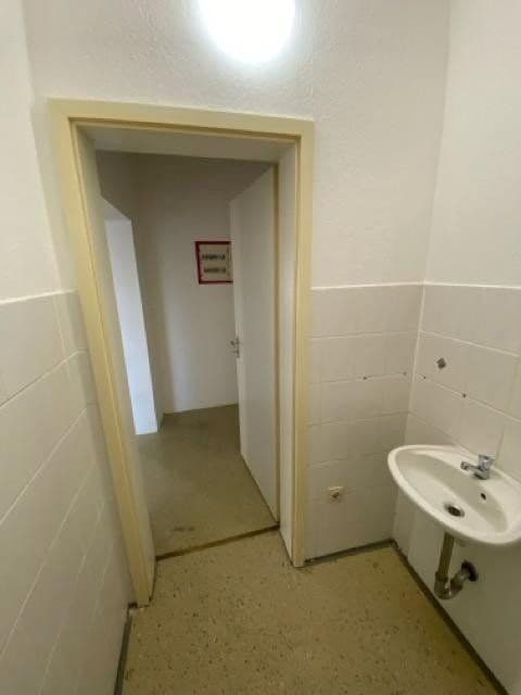 Pronájem bytu 4+1 110 m², Eisfelder Straße 34, Neustadt bei Coburg, Bavorsko Pronájem bytu 4+1 110 m², Eisfelder Straße 34, Neustadt bei Coburg, Bavorsko
