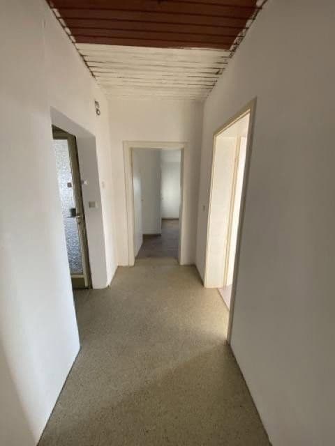 Pronájem bytu 4+1 110 m², Eisfelder Straße 34, Neustadt bei Coburg, Bavorsko Pronájem bytu 4+1 110 m², Eisfelder Straße 34, Neustadt bei Coburg, Bavorsko