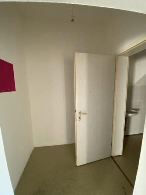 Pronájem bytu 4+1 110 m², Eisfelder Straße 34, Neustadt bei Coburg, Bavorsko Pronájem bytu 4+1 110 m², Eisfelder Straße 34, Neustadt bei Coburg, Bavorsko