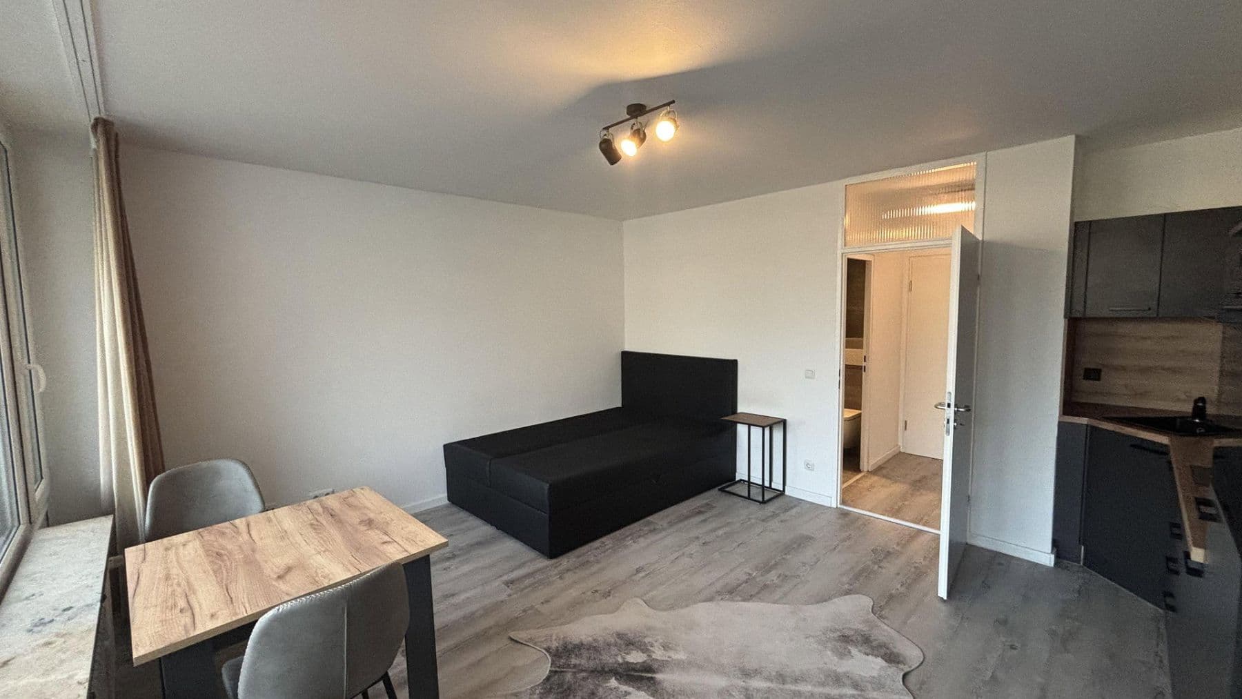 Pronájem bytu 1+1 34 m², Landsbergerstraße 443, München, Bavorsko Pronájem bytu 1+1 34 m², Landsbergerstraße 443, München, Bavorsko