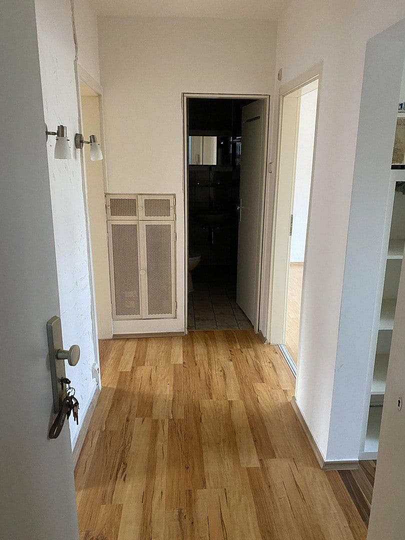 Pronájem bytu 12 m², Stuttgart, Bádensko-Württembersko Pronájem bytu 12 m², Stuttgart, Bádensko-Württembersko