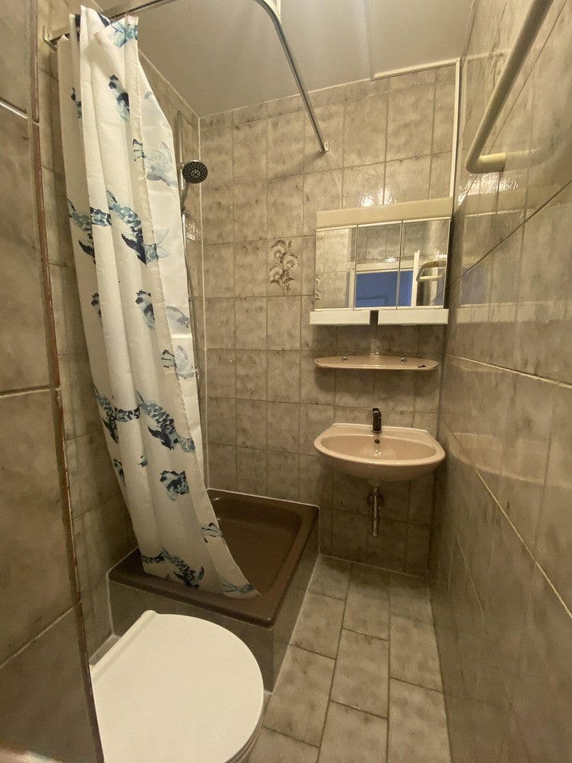 Pronájem bytu 12 m², Stuttgart, Bádensko-Württembersko Pronájem bytu 12 m², Stuttgart, Bádensko-Württembersko