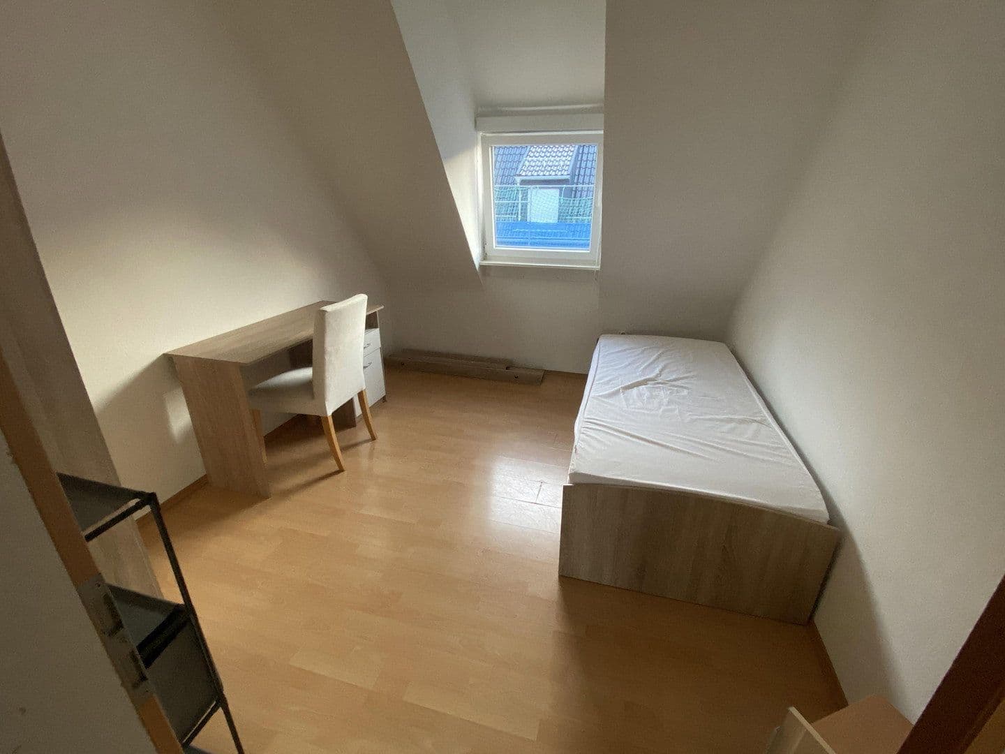 Pronájem bytu 12 m², Stuttgart, Bádensko-Württembersko Pronájem bytu 12 m², Stuttgart, Bádensko-Württembersko