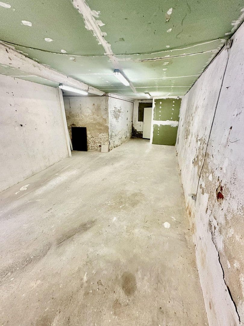 Pronájem nebytového prostoru 100 m², Braunschweig, Dolní Sasko Pronájem nebytového prostoru 100 m², Braunschweig, Dolní Sasko