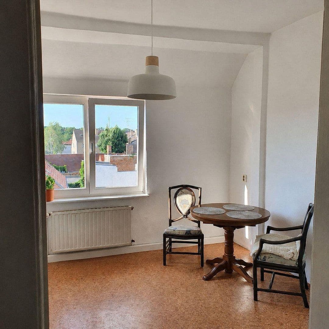 Pronájem bytu 4+1 82 m², Bahnhofstraße 2, Kyritz, Braniborsko Pronájem bytu 4+1 82 m², Bahnhofstraße 2, Kyritz, Braniborsko