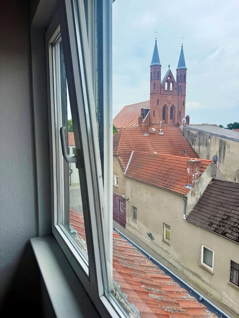 Pronájem bytu 4+1 82 m², Bahnhofstraße 2, Kyritz, Braniborsko Pronájem bytu 4+1 82 m², Bahnhofstraße 2, Kyritz, Braniborsko