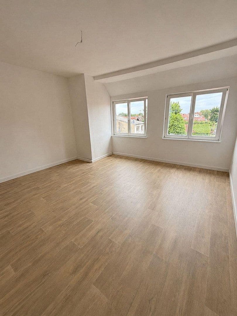 Pronájem bytu 4+1 82 m², Bahnhofstraße 2, Kyritz, Braniborsko Pronájem bytu 4+1 82 m², Bahnhofstraße 2, Kyritz, Braniborsko