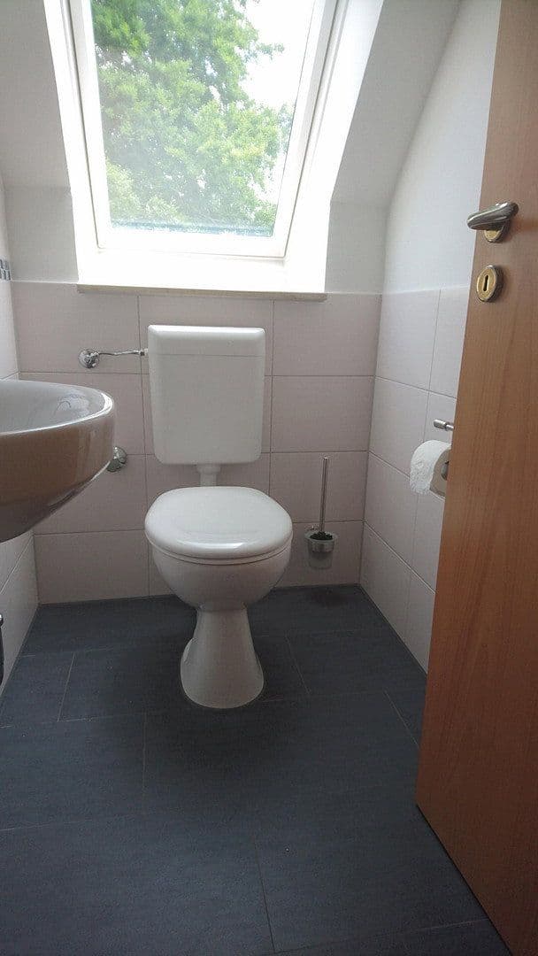 Pronájem bytu 5+1 135 m², Lotjeweg 37, Bremerhaven, Bremen Pronájem bytu 5+1 135 m², Lotjeweg 37, Bremerhaven, Bremen