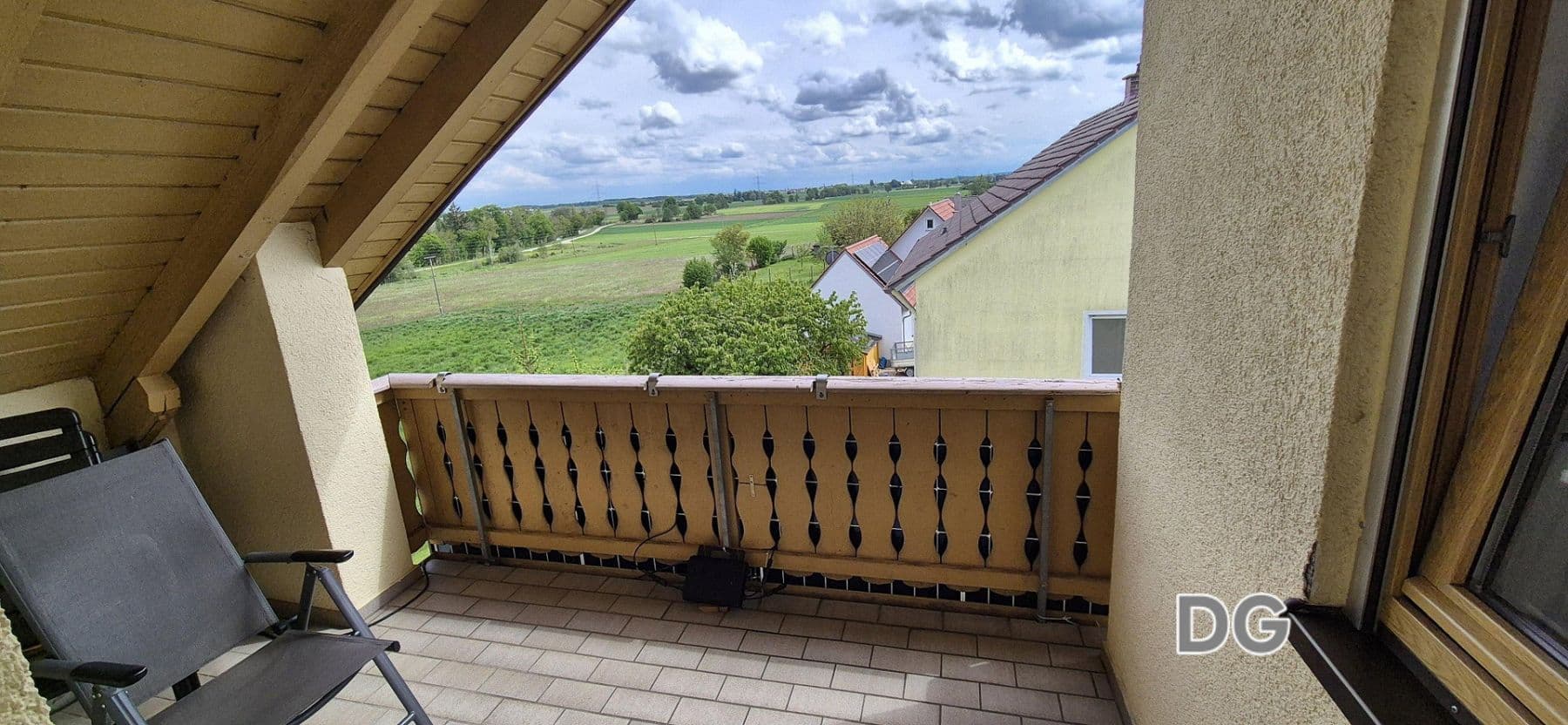 Prodej domu 229 m², pozemek 1.040 m², Biberbach, Bavorsko Prodej domu 229 m², pozemek 1.040 m², Biberbach, Bavorsko